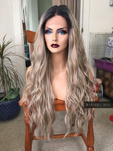 Load image into Gallery viewer, Ombre Blonde Wig