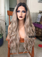 Load image into Gallery viewer, Ombre Blonde Wig